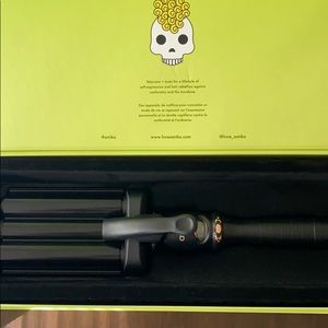 Amika high tide deep waver